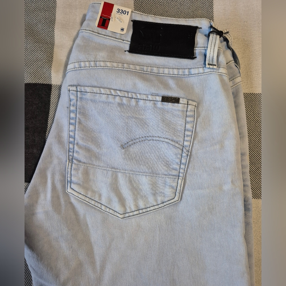 Womans sz27 G-Star 3301 straight premium denim in mist vlue